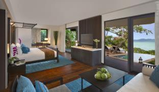 Luxury Beach Front Pool Suite